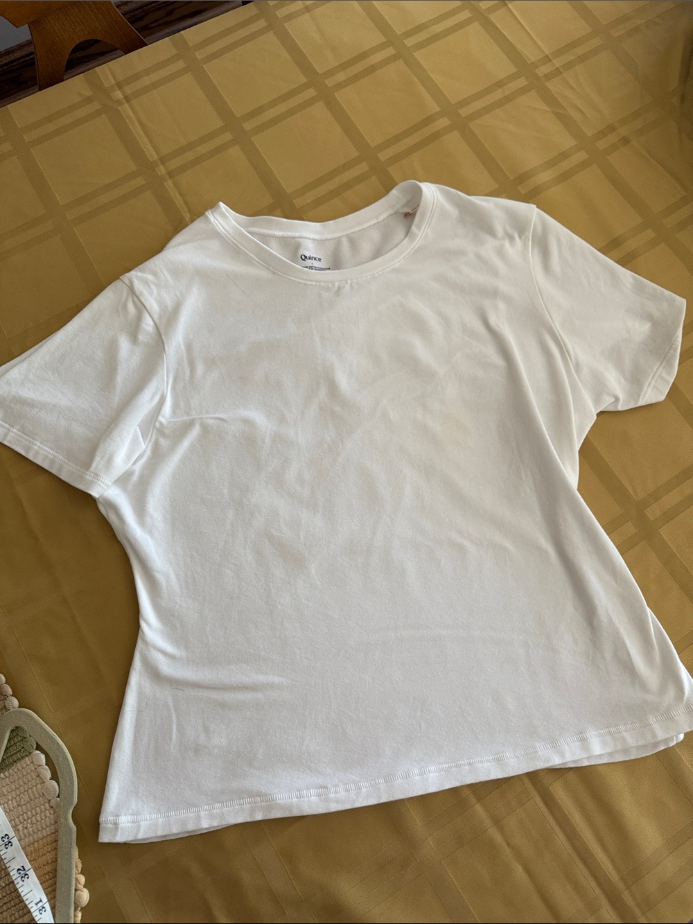 Quince White Stretch  Crewneck Tee Largr